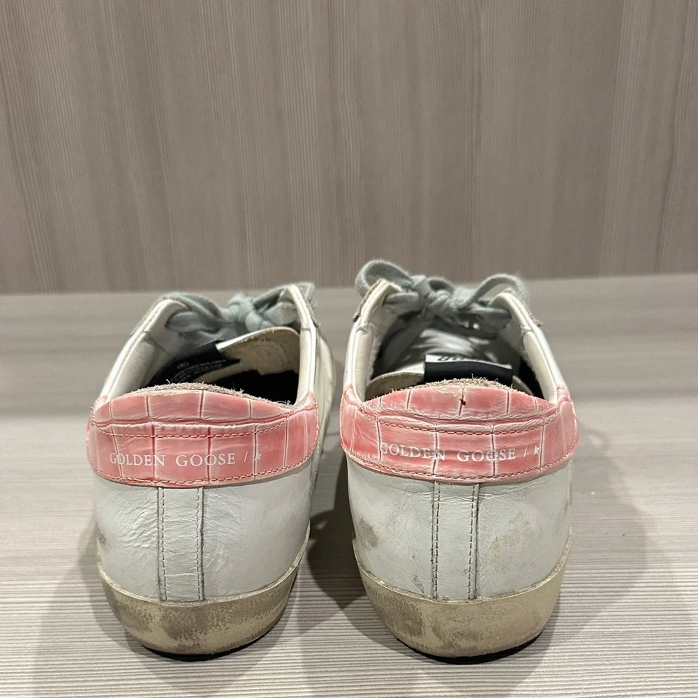 Golden Goose Women's White and Pink Star Sneakers - Picture 2 of 4